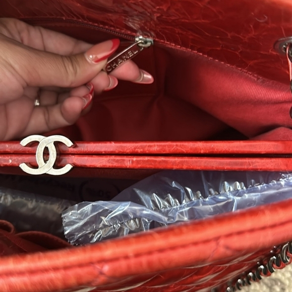 Chanel Leather handbag - Picture 10 of 13